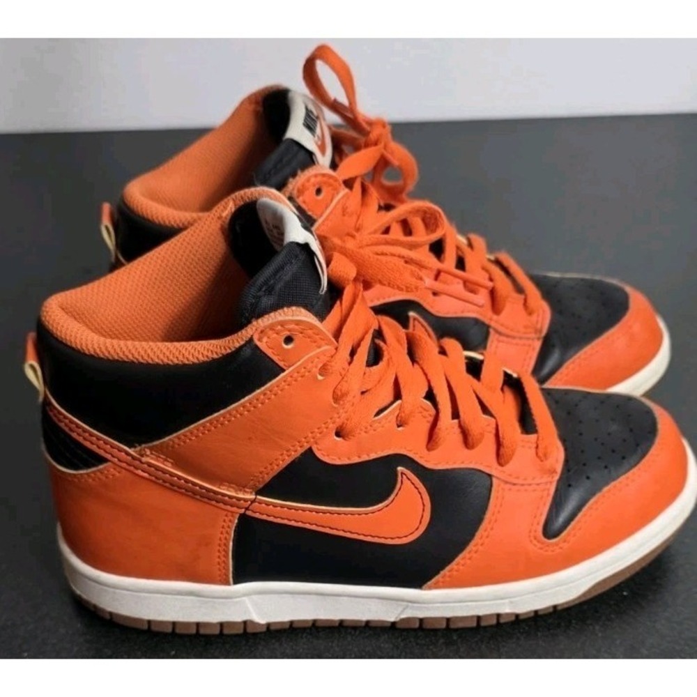 Nike Dunk High Sneakers DB2179-004 Black Orange‎ 5.5Y Woman 6.5 Shoes Halloween